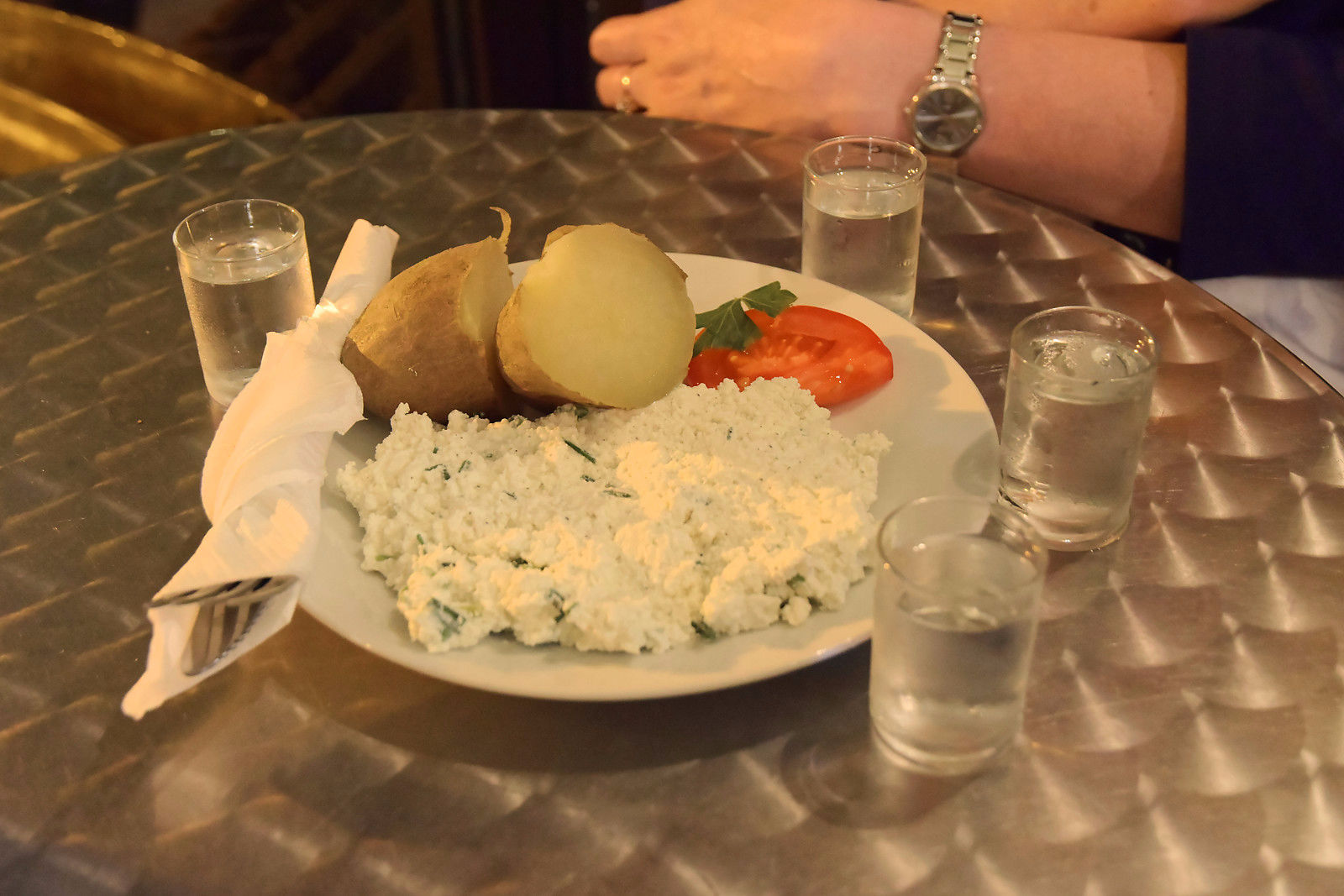 Warszawa — где быстро и недорого накидаться…