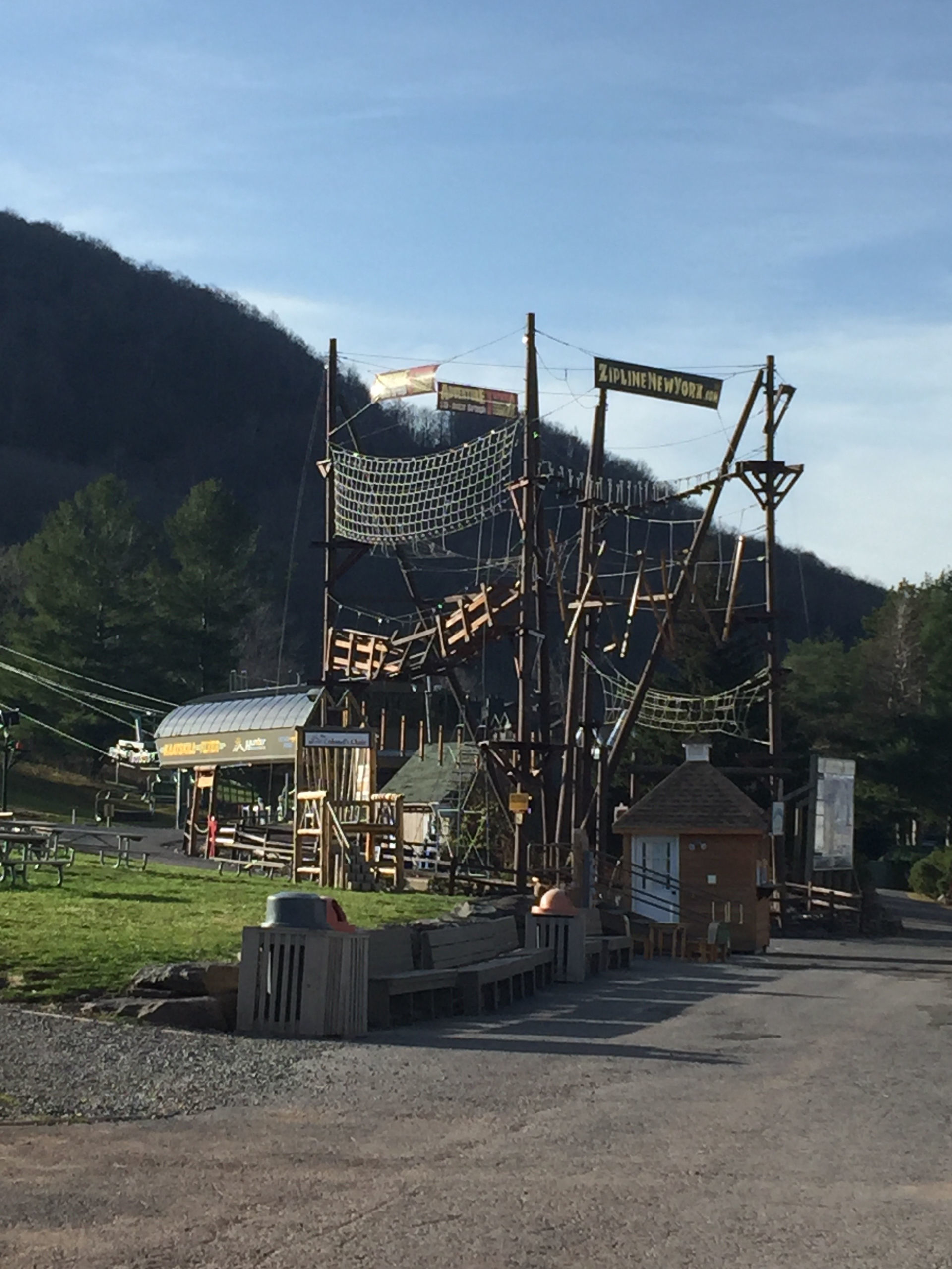 Zip line. USA. Hunter.