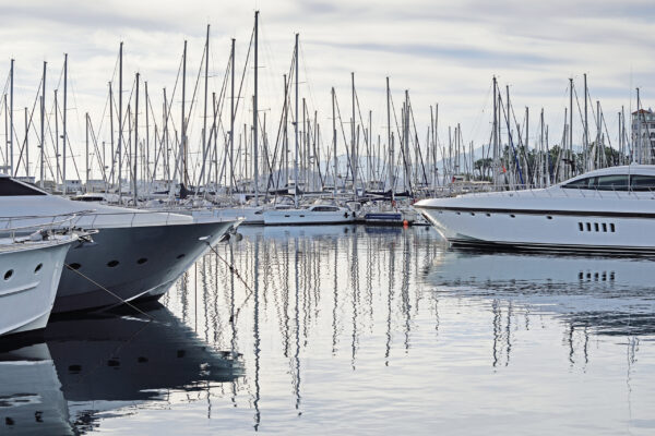 +15 в&nbsp;Каннах.