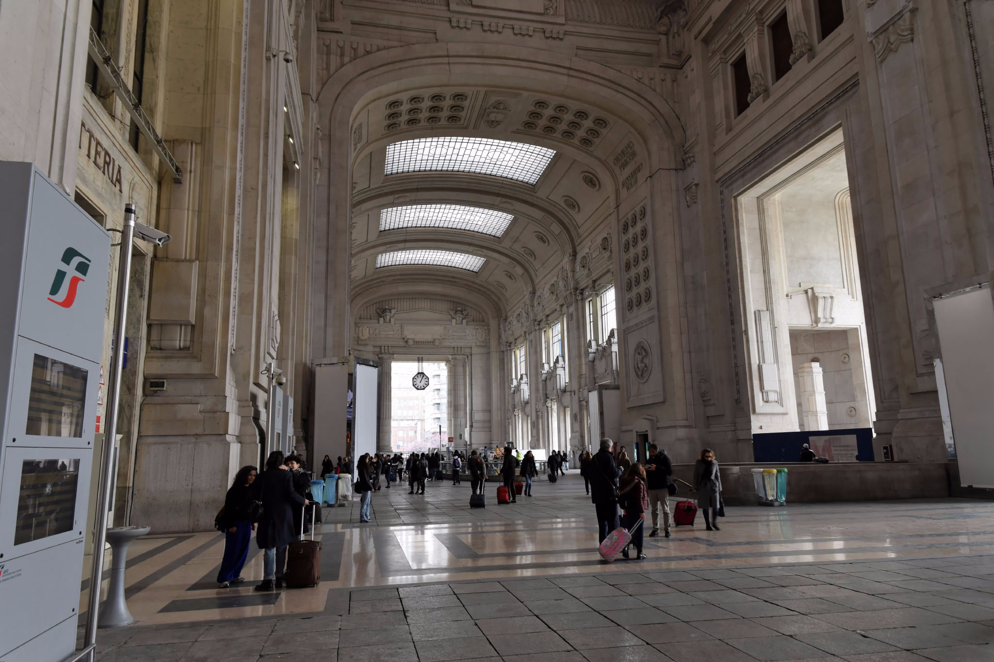 Milano Centrale. Стационе колоссале тоталитаре
